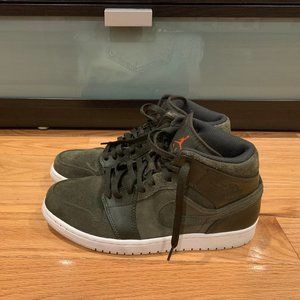 Jordan 1 Mid Olive Green